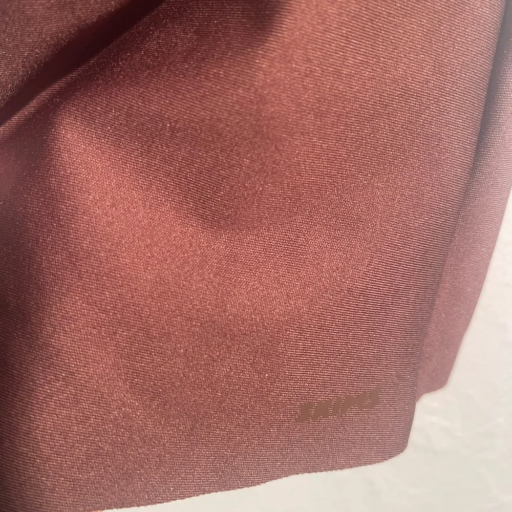 SKIMS Brown V-Neck Seamless Shapewear Bodysuit - Picture 6 of 6
